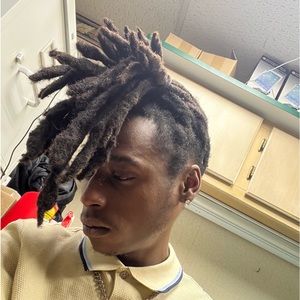 Meet your Posher, Maxey